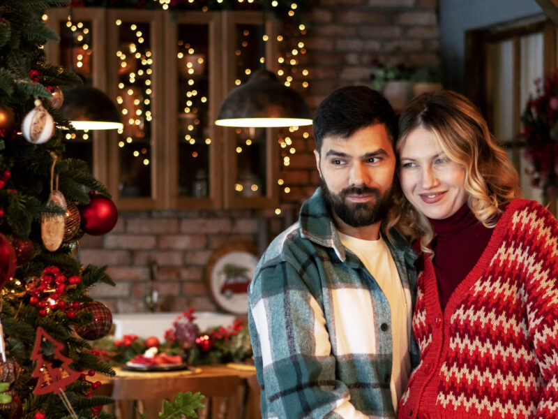 Tips for Couples Coping With Problems Through the Holidays